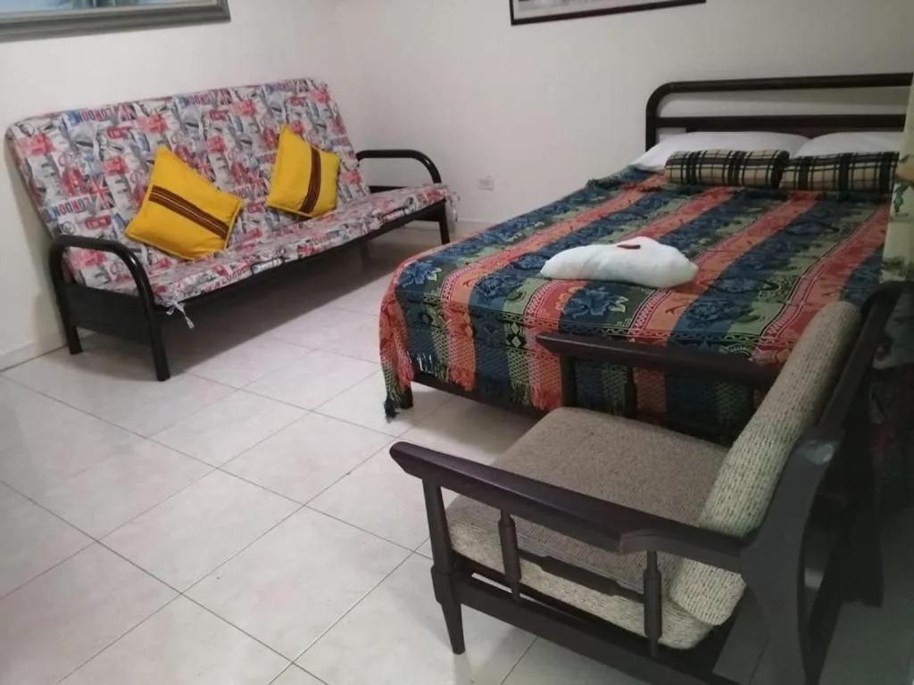 Cafe Inn Casa Hotel Montenegro Dış mekan fotoğraf